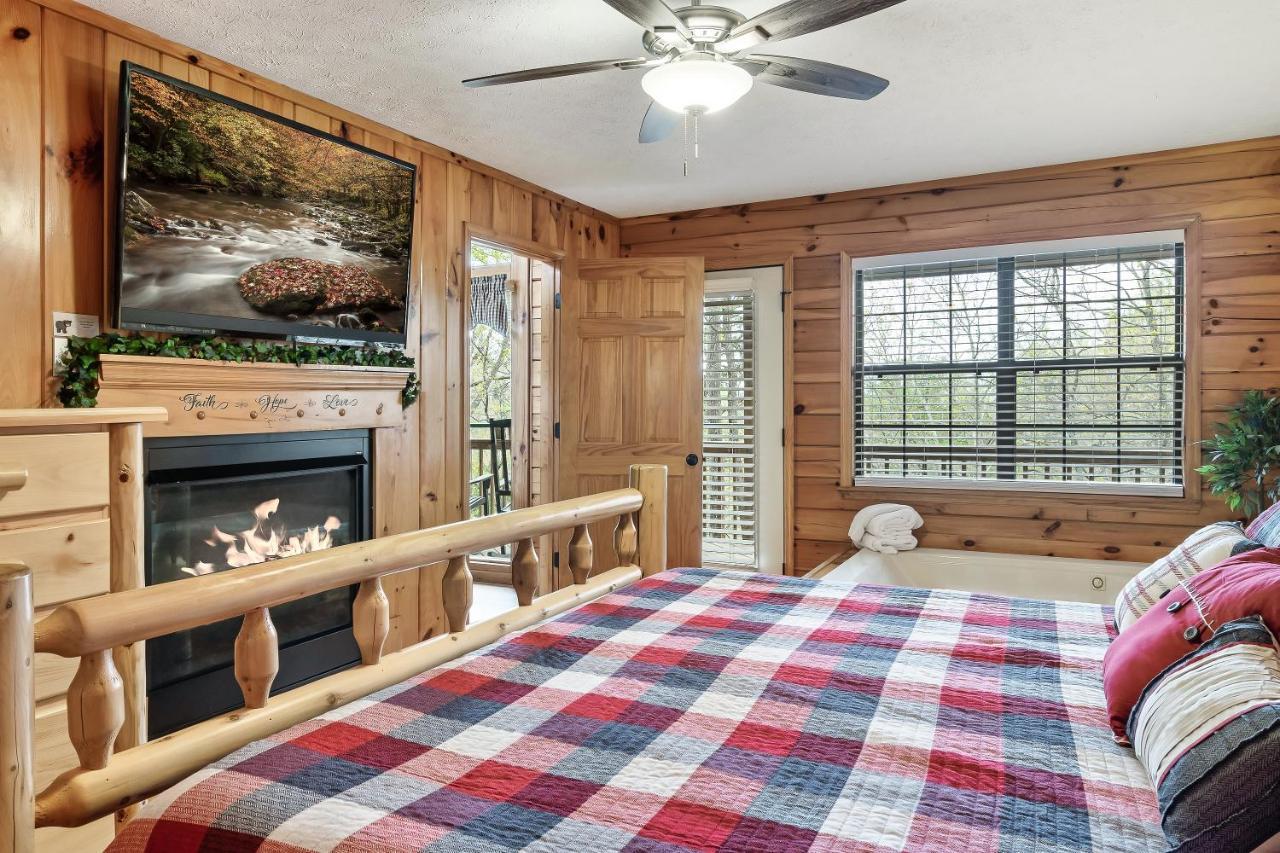 Lazy Bear Den Sevierville Exterior foto